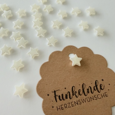 Kuststoffperlen Sterne Perlweiss gelocht 1cm 30 Stück