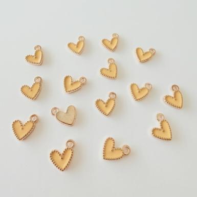 Herzanhänger gelb-gold 8mm 15 Stück