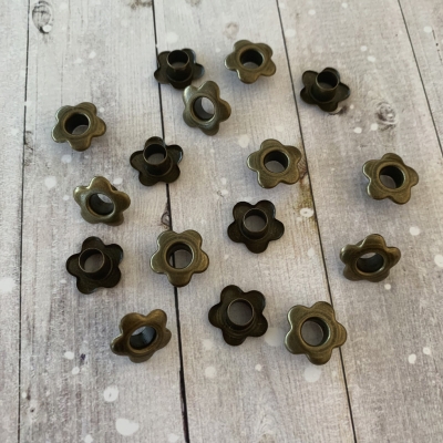 Metallösen Blumenform Kupfer 5mm 15 Stück