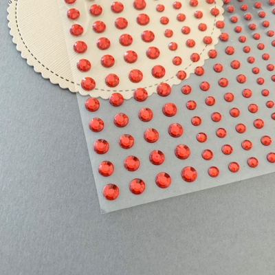 Rhinestones Strass-Steine Halbperlen rot selbstklebend