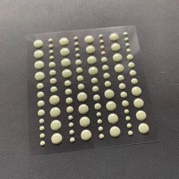 Simple and Basic Klebeperlen Sage (sanfter heller grünton) Adhesive Enamel Dots