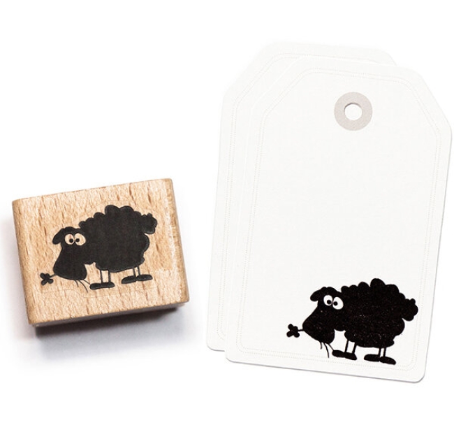 Cats on appletrees Holzstempel Schaf Getrud mit Gras 2.7x1.9cm PRE-ORDER Lieferbar ab 23.04.2026