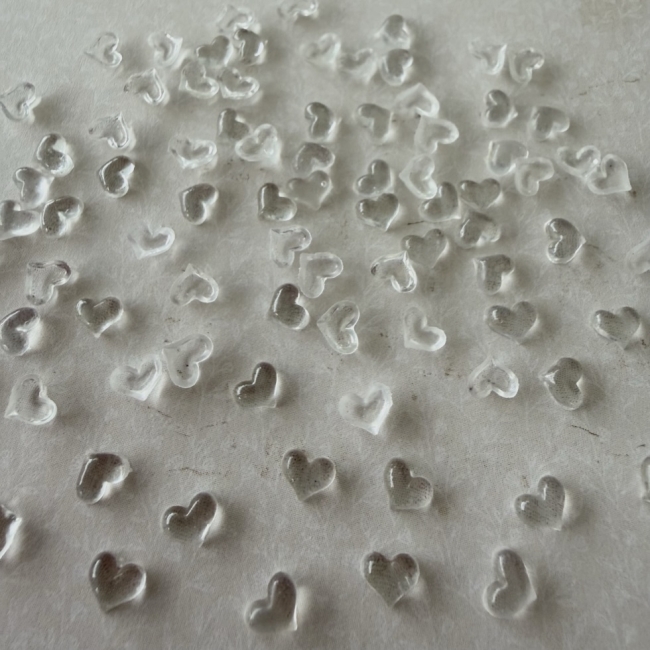 Transparente Mini Herzen 5mm 100 Stück