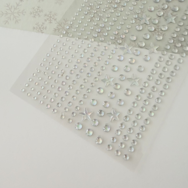 Rhinstones Sterne und Dots irisierend