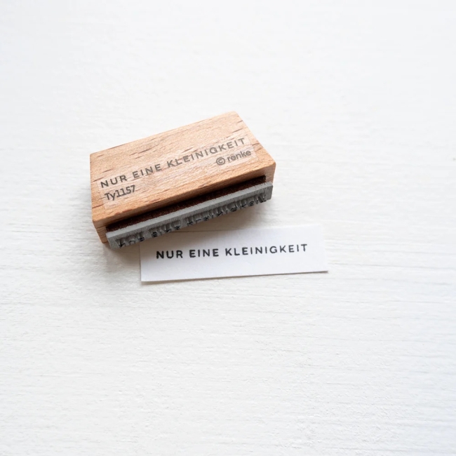 Alexandra Renke Holzstempel Mini Typo Nur eine Kleinigkeit 3.0cm x 2mm